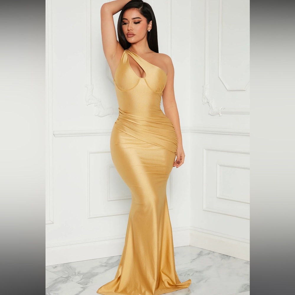 Fashion Nova Gold maxi dress